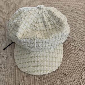 BNWOT Textured Plaid Baker Boy Cap in Cream and Light Green